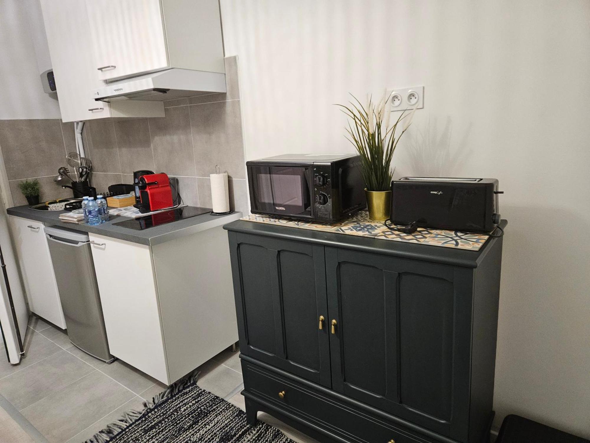 Studio Stade De France 17 Pour 4 Personnes 圣但尼 外观 照片